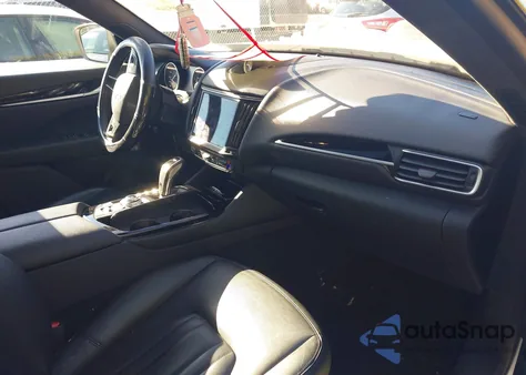 2021 Maserati Levante z USA, uszkodzony, nr VIN ZN661XUAXMX370807